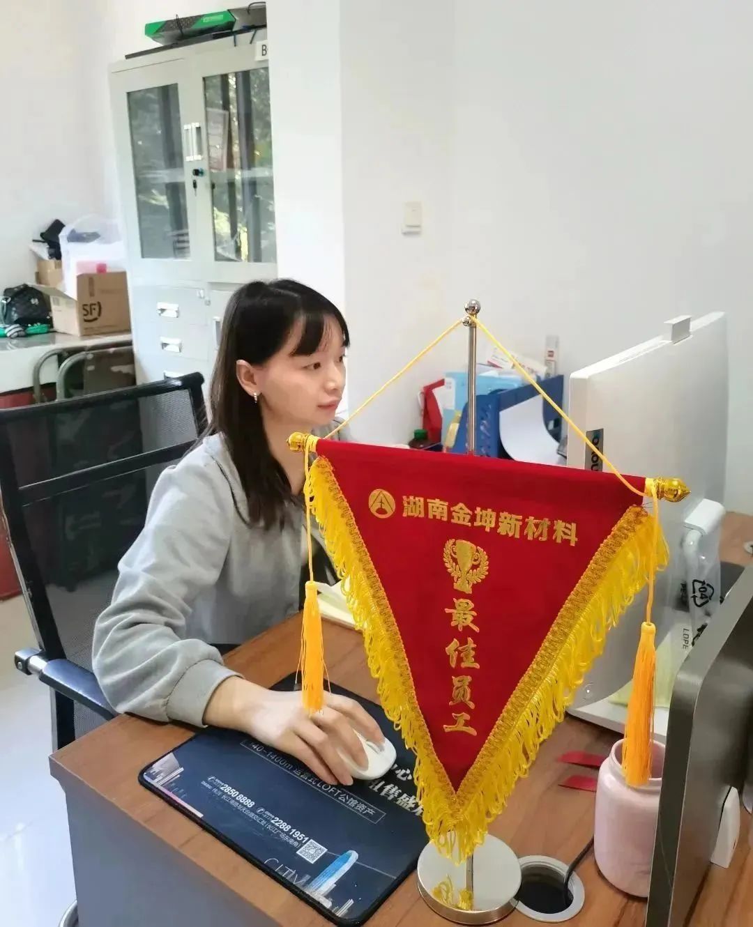 钪,金属钪,氧化钪,金属钪粉,铝钪合金,氧化铪,氧化钽,金属钪靶,铝钪靶材,铝基靶材,钪盐,氟化钪,氮化钪,氯化钪,锆粉,铪粉,铌粉,钽粉 钪,金属钪,氧化钪,金属钪粉,铝钪合金,氧化铪,氧化钽,金属钪靶,铝钪靶材,铝基靶材,钪盐,氟化钪,氮化钪,氯化钪,锆粉,铪粉,铌粉,钽粉